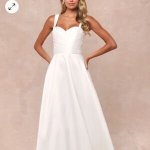Modern Affection White Taffeta Pleated Sleeveless Maxi Dress